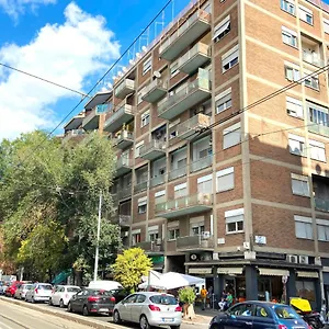 Trastevere For You... 3 Bedrooms Rome